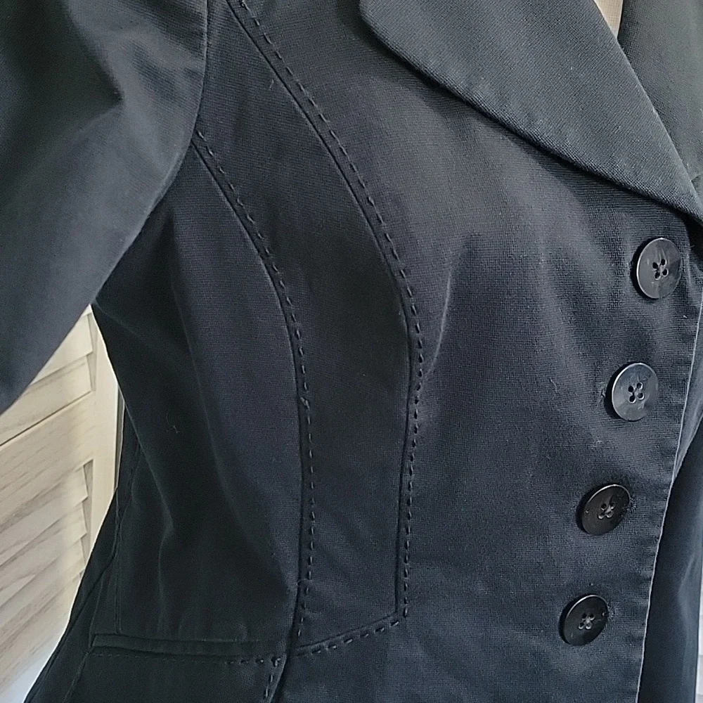 Black 4 Button Closure Structured Princess Seams Tailored Fit Blazer
